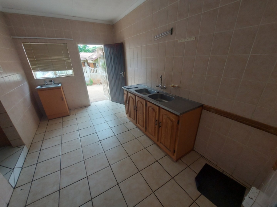 7 Bedroom Property for Sale in Protea Park North West